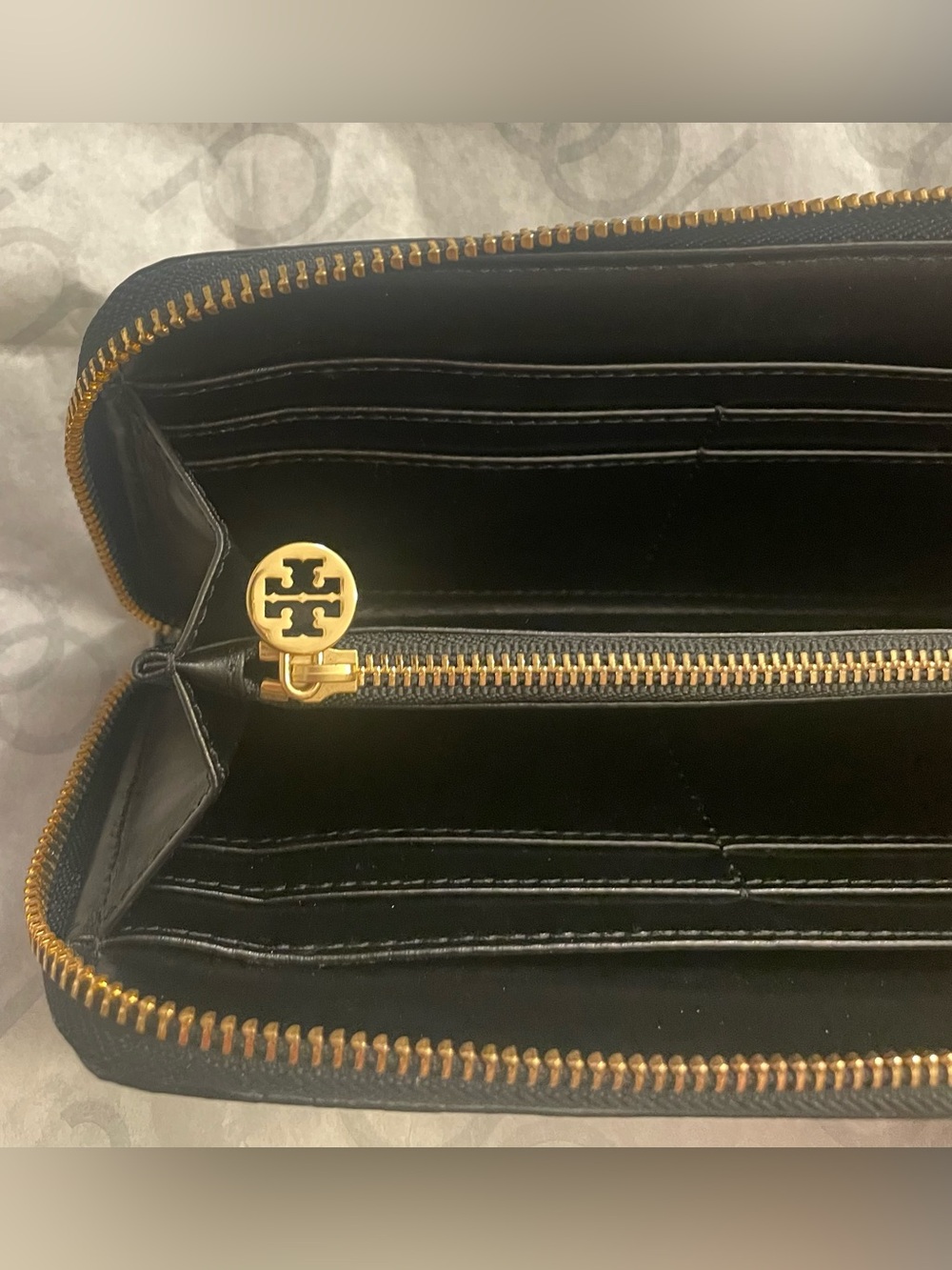 Tory Burch Embossed Patent Leather Wallet in Black - Picture 14 of 15